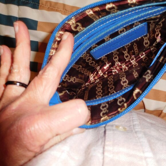 TIGNANELLO blue leather small crossbody purse PEBBLED LEATHER - Picture 9 of 15